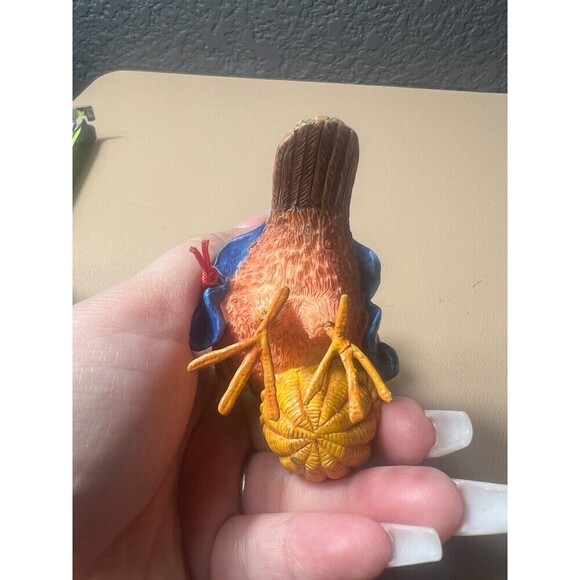 Vintage Kurt Adler Bird with Packages Top Hat Resin Christmas Ornament Decor - Picture 7 of 7